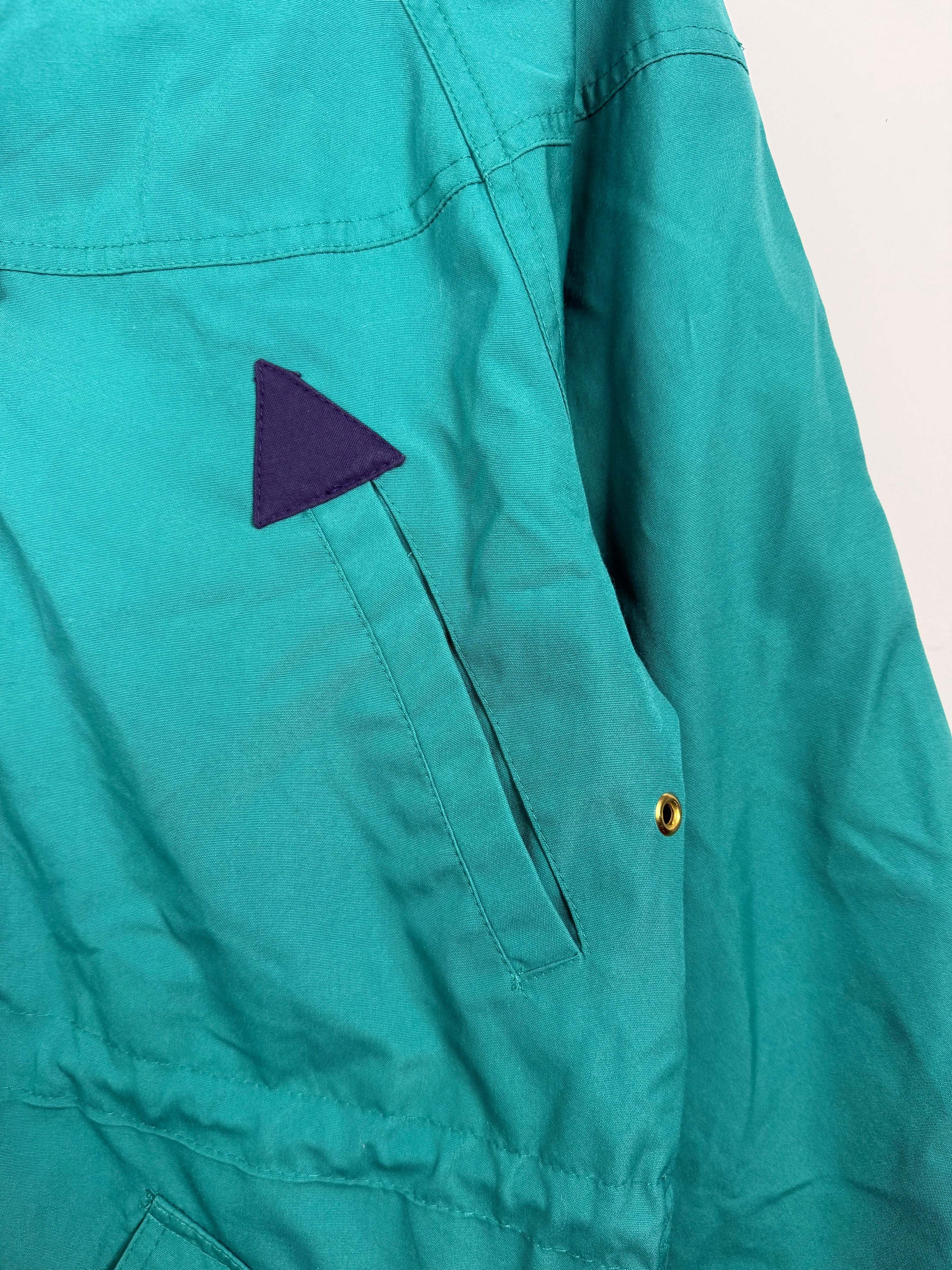 Basic Editions 90s Windbreaker