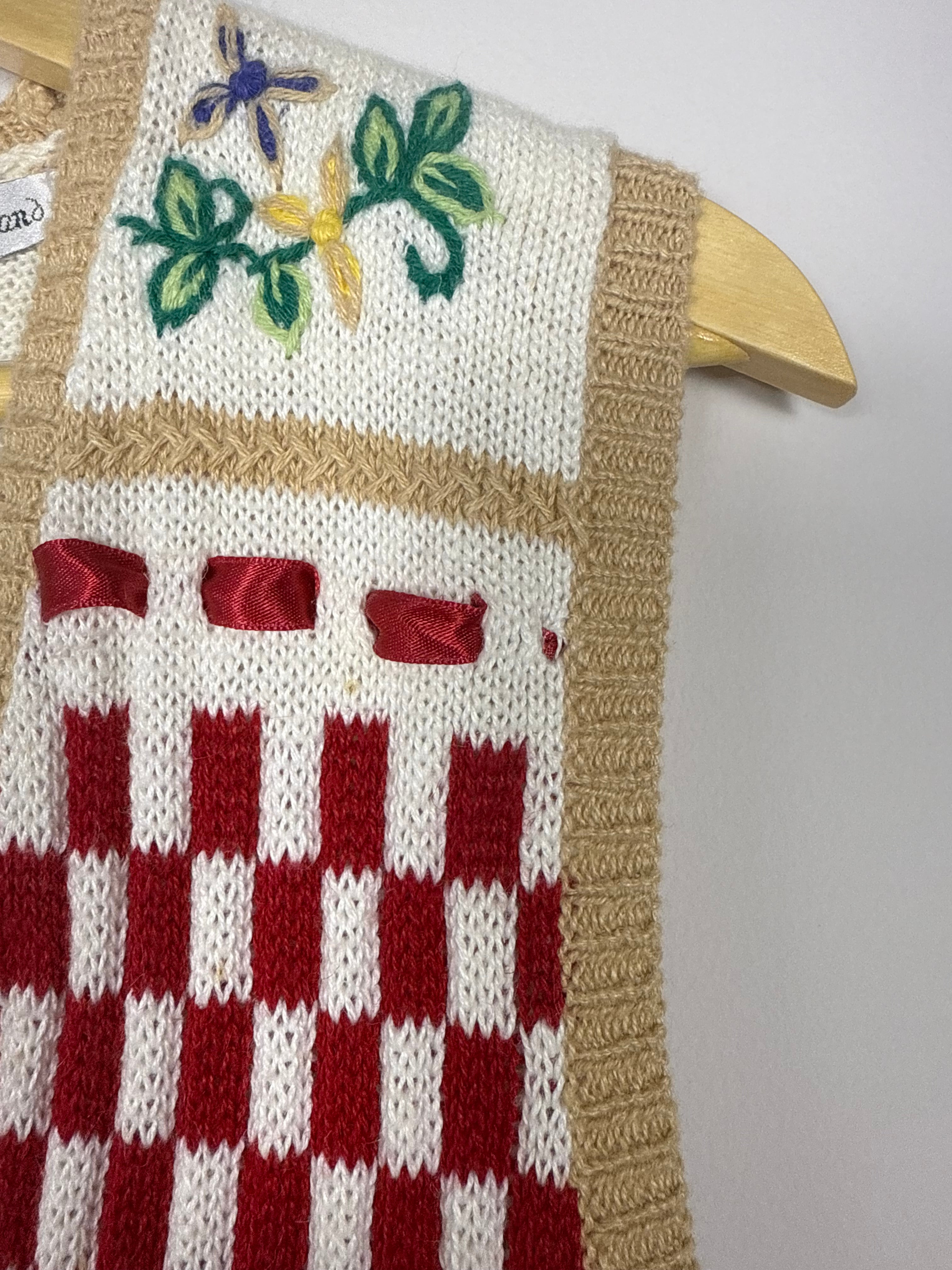 Jantzen Embroidered Granny Floral Picnic Garden Vest